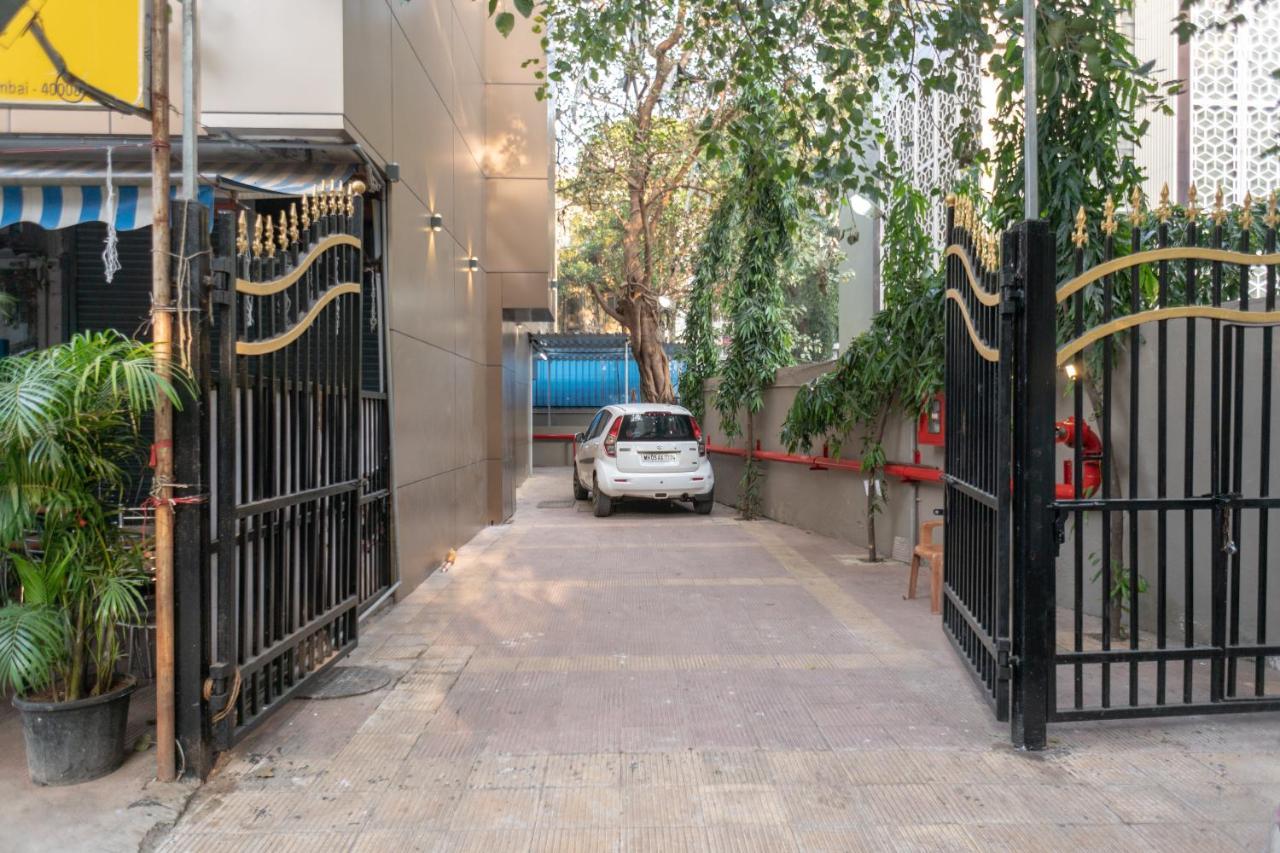 Hotel Dhavalgiri Тхане Экстерьер фото